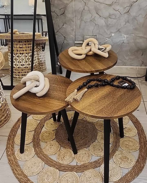 Juego de dos mesas de centro decorativas